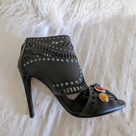 Gucci Bootie Heels Size: 36 1/2 - Picture 3 of 5